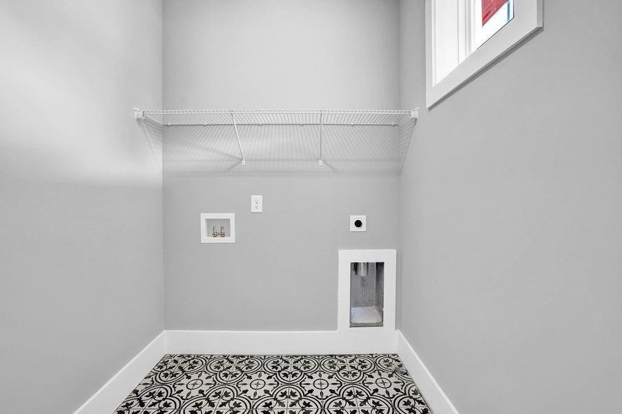 Spacious, unfurnished interior of a new home in , Canton (Image 20).