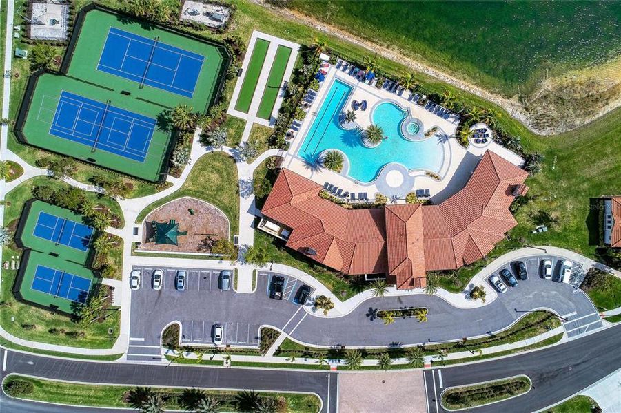 Community amenities in , Venice (Image 29). Community amenities in , Venice (Image 29).