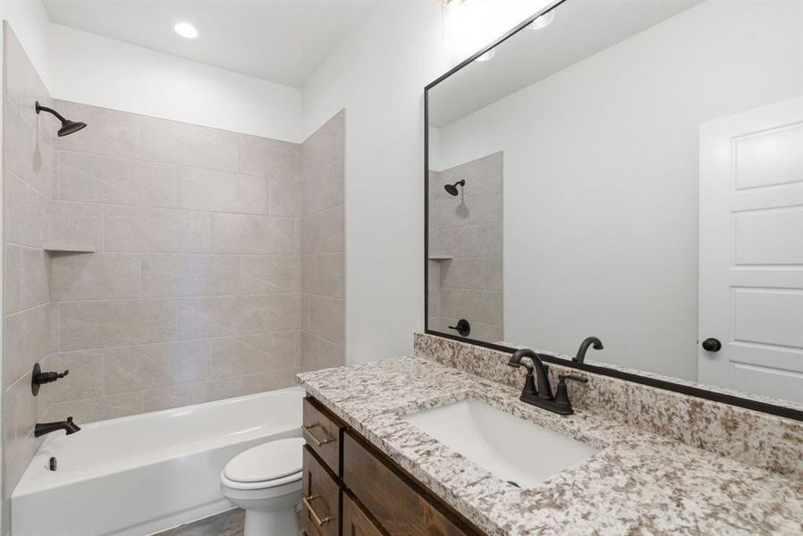 Furnished interior view inside a new home in , Weatherford (Image 12).