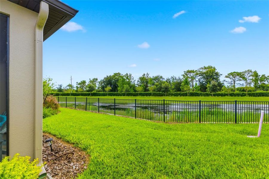 Exterior details and patio area of a home in , Poinciana (Image 25).