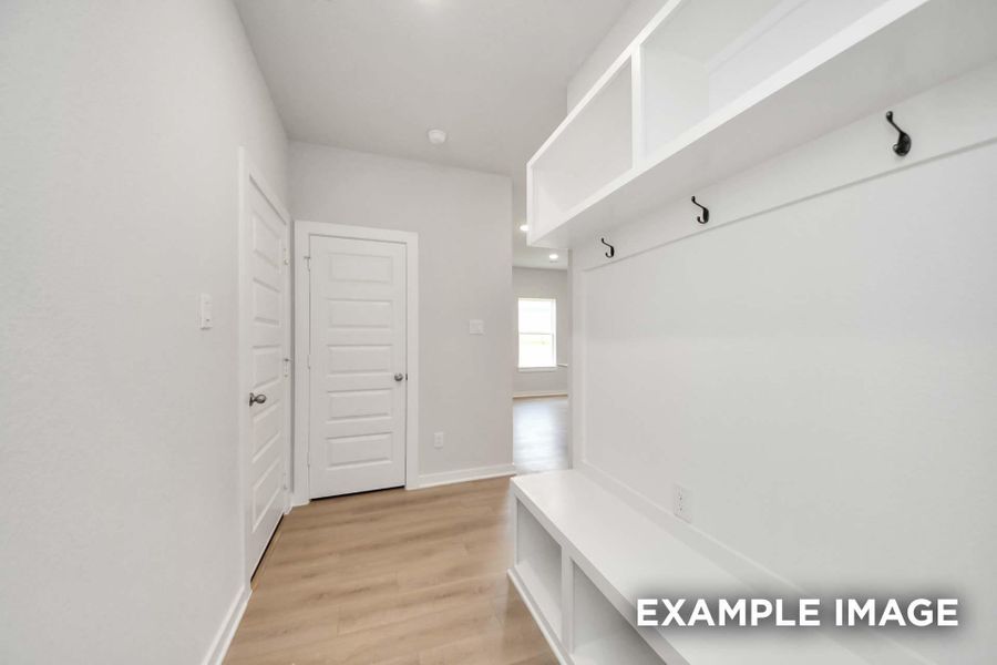 Spacious, unfurnished interior of a new home in Caney Creek Place, Conroe (Image 23). Spacious, unfurnished interior of a new home in Caney Creek Place, Conroe (Image 23).