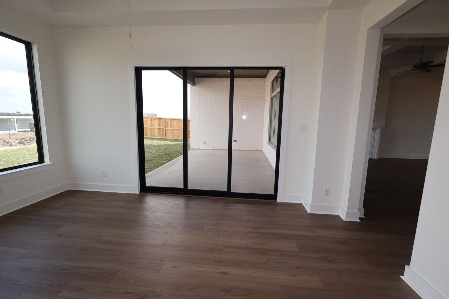 Spacious, unfurnished interior of a new home in Dunham Pointe, Cypress (Image 13).