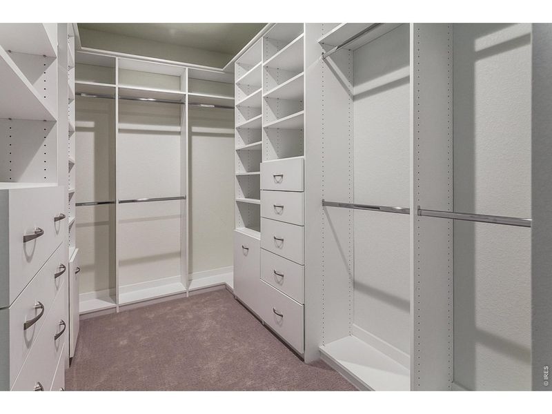 Spacious, unfurnished interior of a new home in Harvest Ridge, Berthoud (Image 24).