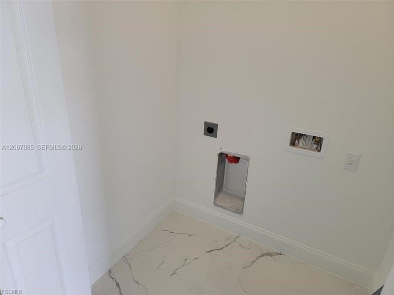 Spacious, unfurnished interior of a new home in , Lehigh Acres (Image 34). Spacious, unfurnished interior of a new home in , Lehigh Acres (Image 34).
