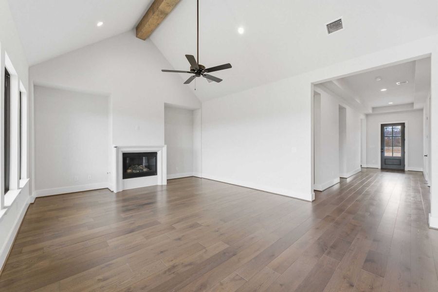 Spacious, unfurnished interior of a new home in The Manors, New Waverly (Image 29). Spacious, unfurnished interior of a new home in The Manors, New Waverly (Image 29).