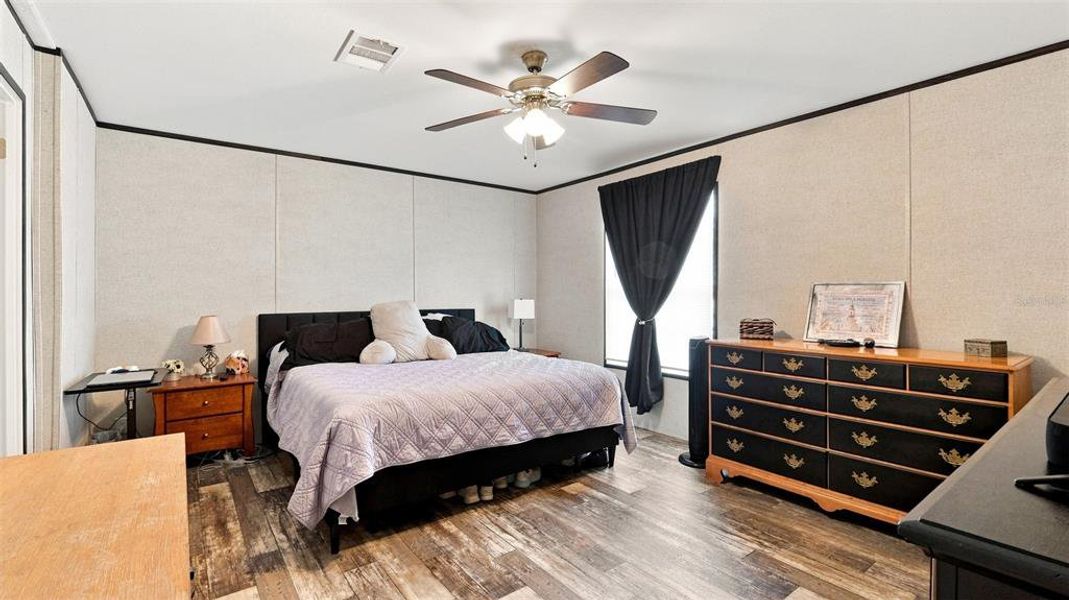 Furnished interior view inside a new home in , Hernando (Image 35).