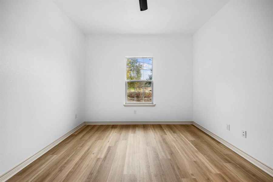 Spacious, unfurnished interior of a new home in , Moody (Image 30).