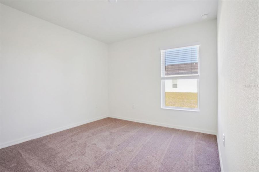 Spacious, unfurnished interior of a new home in Silver Lake Estates II, Leesburg (Image 13).