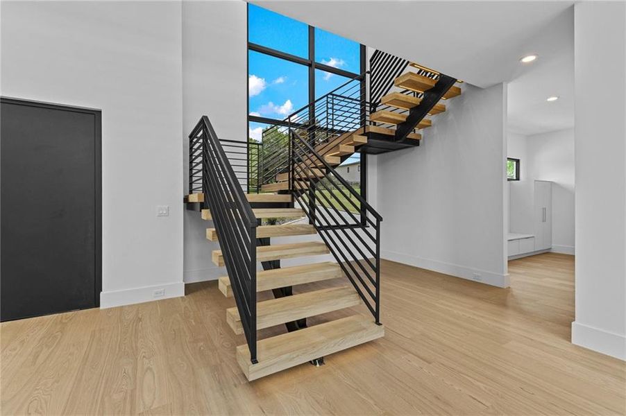 Image 89 of a home in .