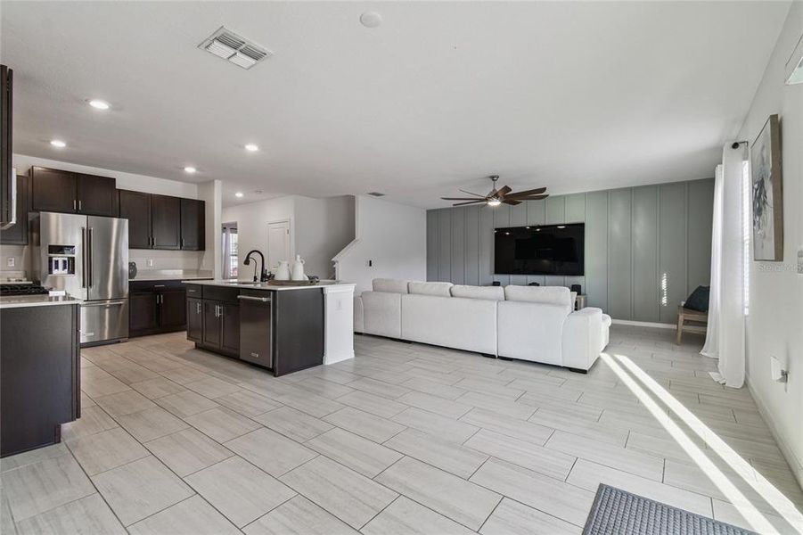Furnished interior view inside a new home in , Land O' Lakes (Image 33). Furnished interior view inside a new home in , Land O' Lakes (Image 33).