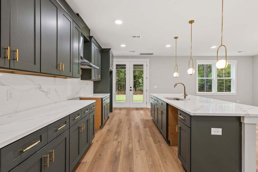 Furnished interior view inside a new home in , Ravenel (Image 8).