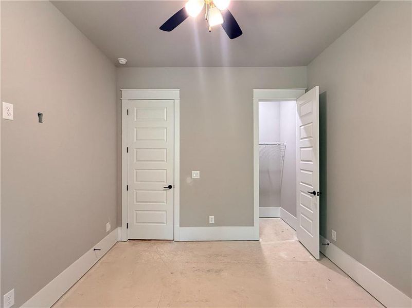 Spacious, unfurnished interior of a new home in , Jefferson (Image 41).