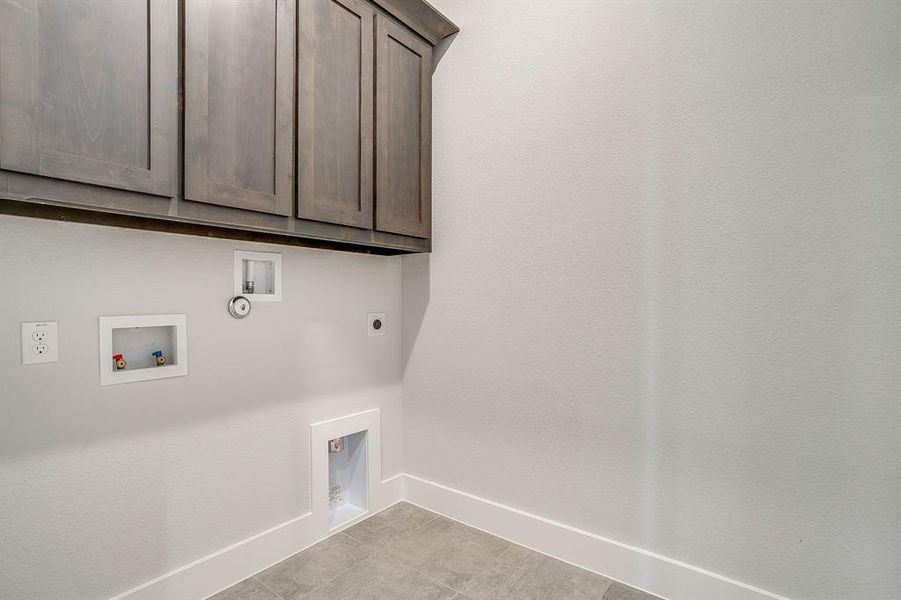 Spacious, unfurnished interior of a new home in Pecan Grove, Burleson (Image 24). Spacious, unfurnished interior of a new home in Pecan Grove, Burleson (Image 24).