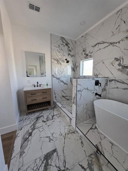 Furnished interior view inside a new home in , Seminole (Image 7).