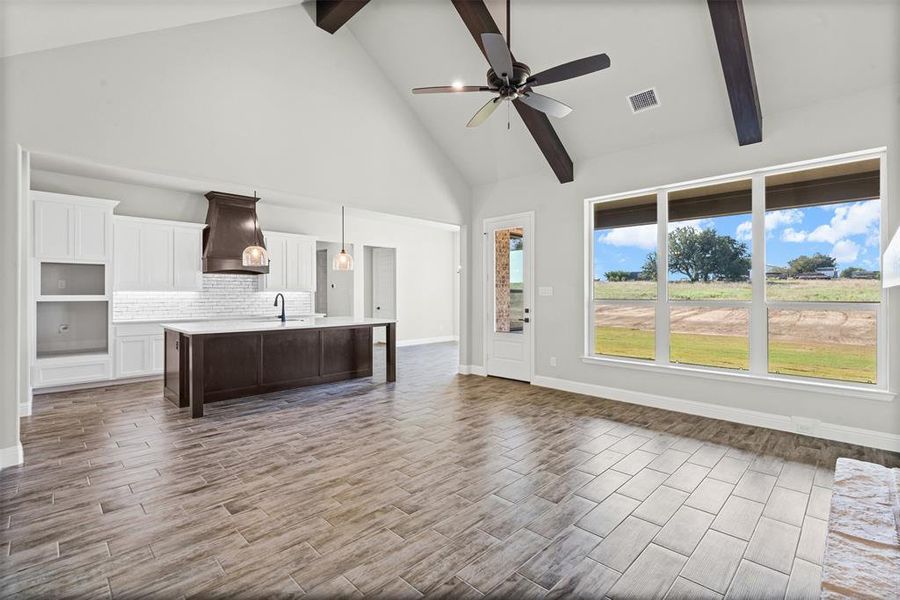 Spacious, unfurnished interior of a new home in , Weatherford (Image 18). Spacious, unfurnished interior of a new home in , Weatherford (Image 18).