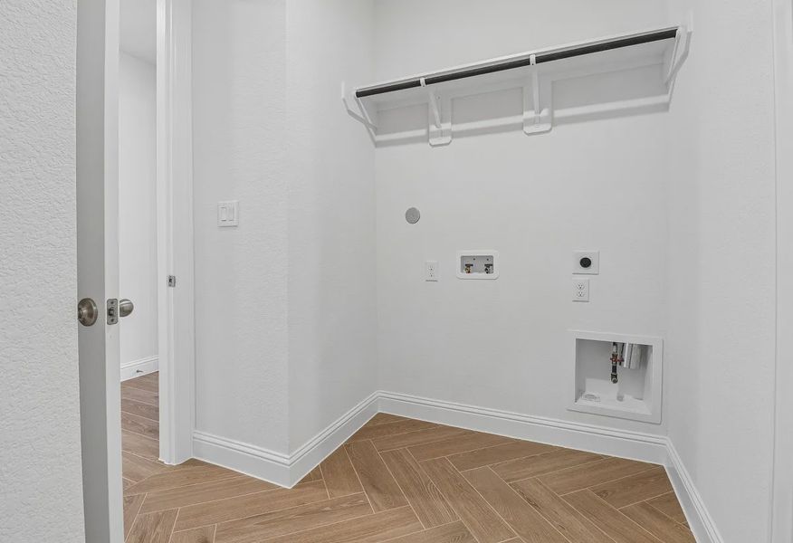 Homesite 1604 Laundry Room - 11 of 19