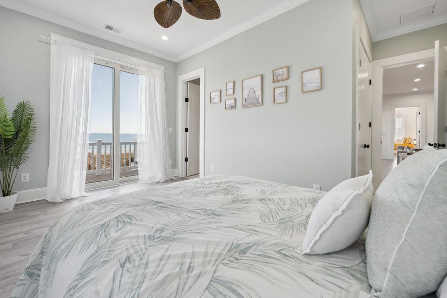 Furnished interior view inside a new home in , Georgetown (Image 31).