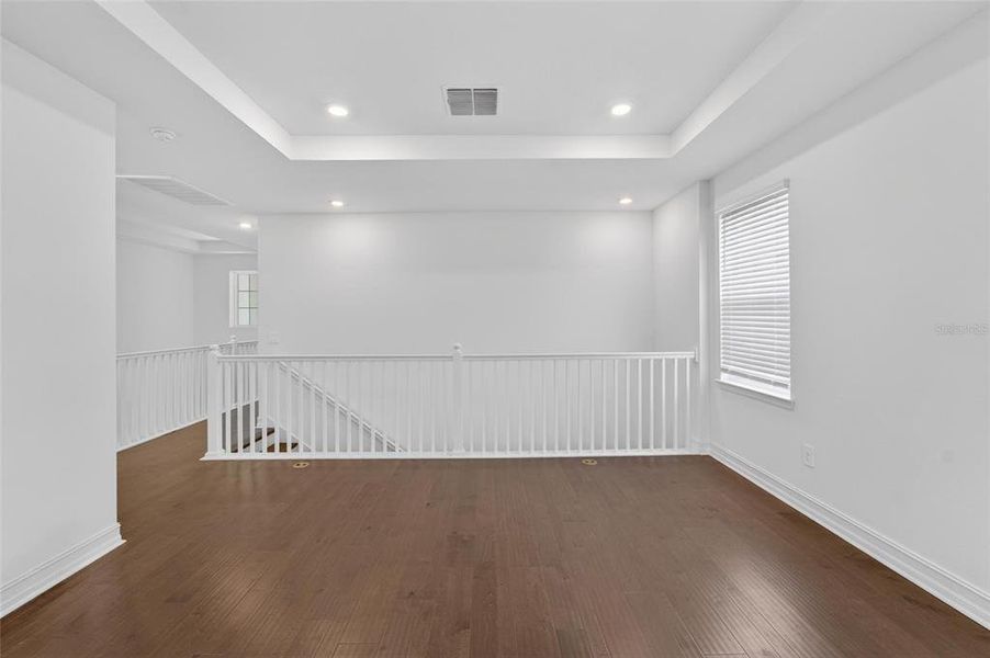 Spacious, unfurnished interior of a new home in SouthShore Yacht Club, Ruskin (Image 60).