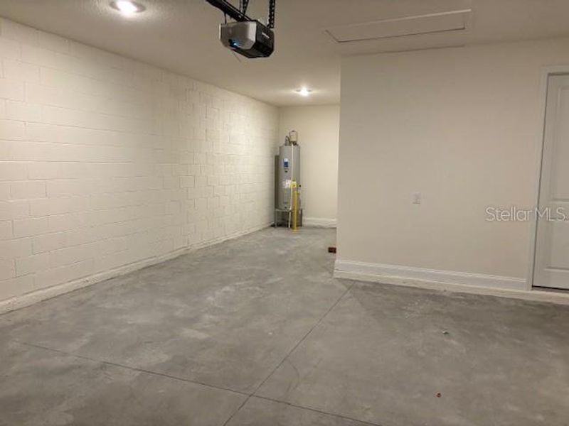 Spacious, unfurnished interior of a new home in Oakfield at Mount Dora Village Series, Mount Dora (Image 23).