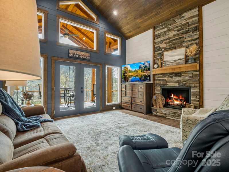 Furnished interior view inside a new home in , Hendersonville (Image 5).