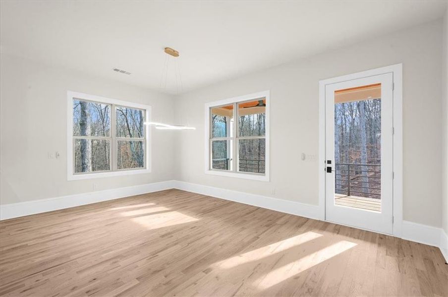 Spacious, unfurnished interior of a new home in , Gainesville (Image 80).