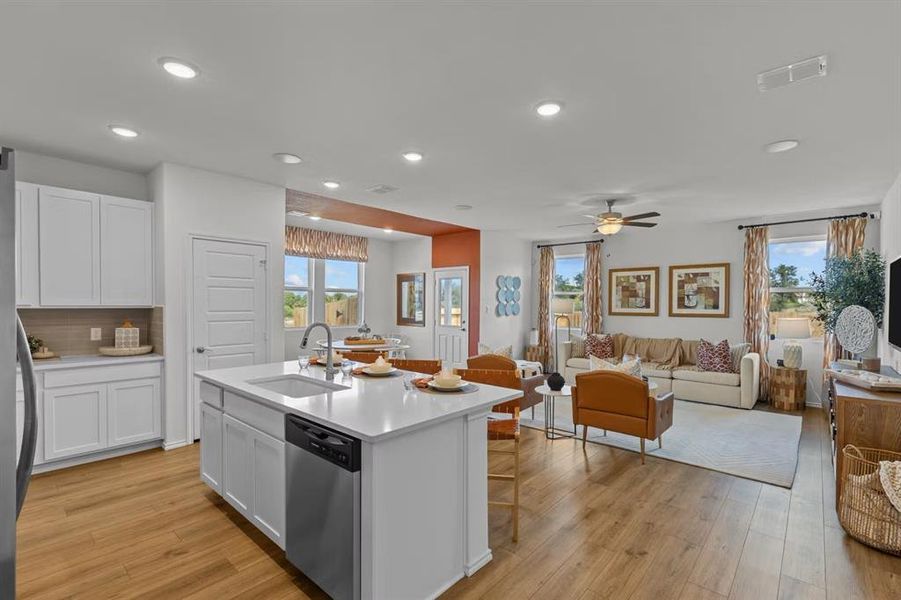 Furnished interior view inside a new home in Hannah Heights, Seguin (Image 10).