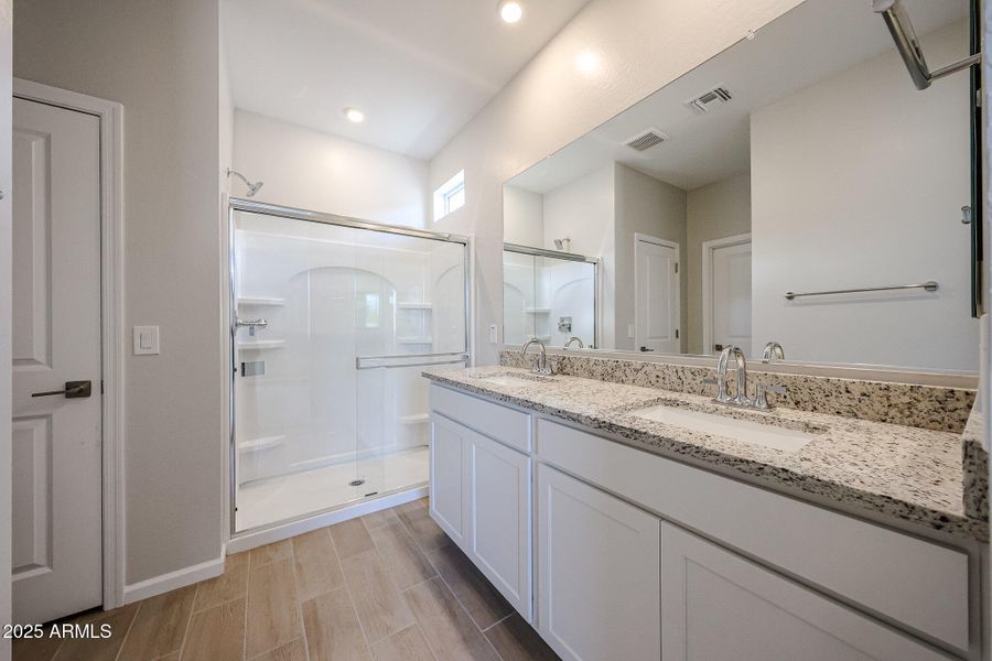 25_Century-Communities_North-Copper-Cany