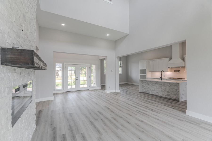 Spacious, unfurnished interior of a new home in , Montgomery (Image 17).