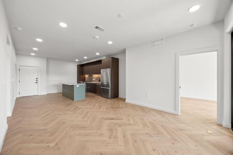 Spacious, unfurnished interior of a new home in One Oak, Austin (Image 18).