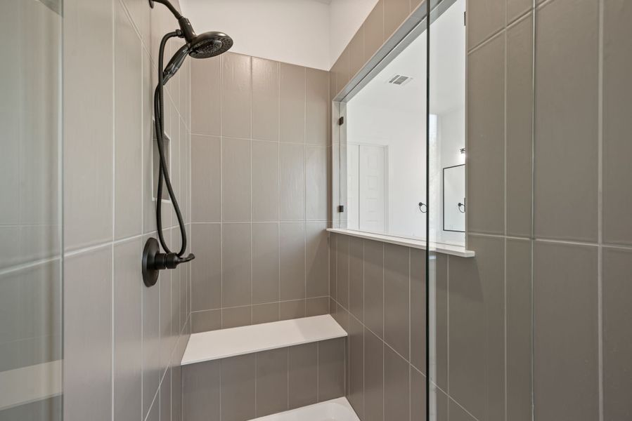 Close-up of interior finishes inside a home in Rolling Creek Ranch, Aledo (Image 21).