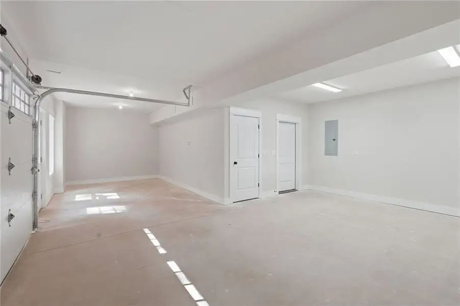 Spacious, unfurnished interior of a new home in , Dahlonega (Image 55). Spacious, unfurnished interior of a new home in , Dahlonega (Image 55).