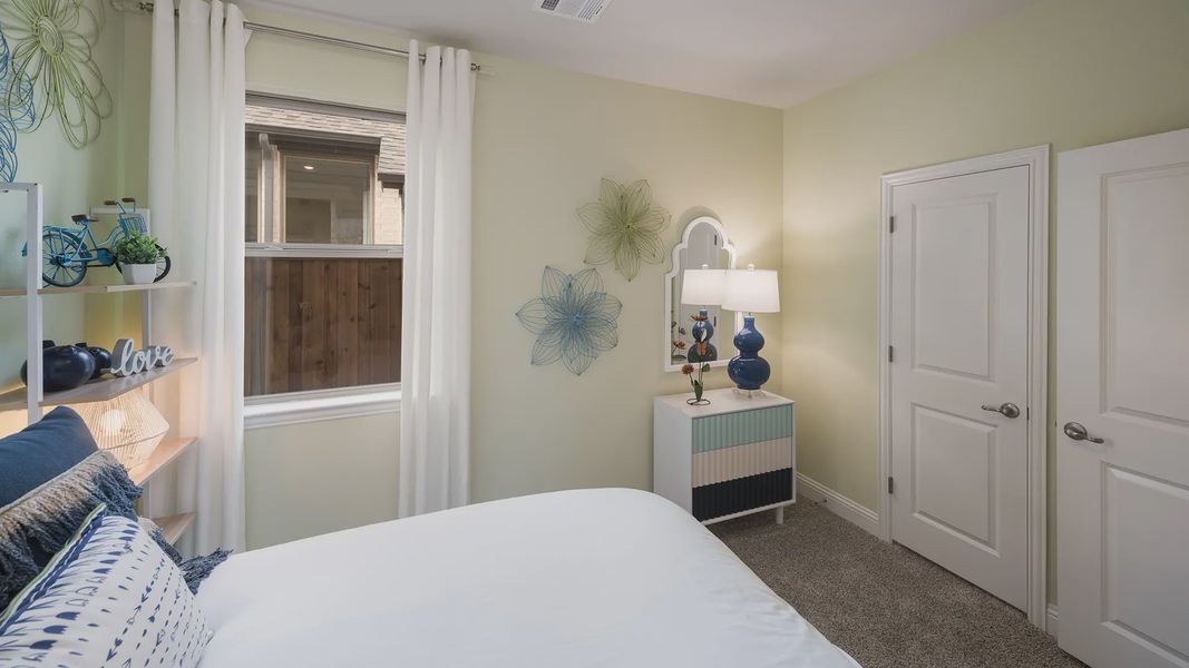 Furnished interior view inside a new home in Las Lomas, Forney (Image 10).
