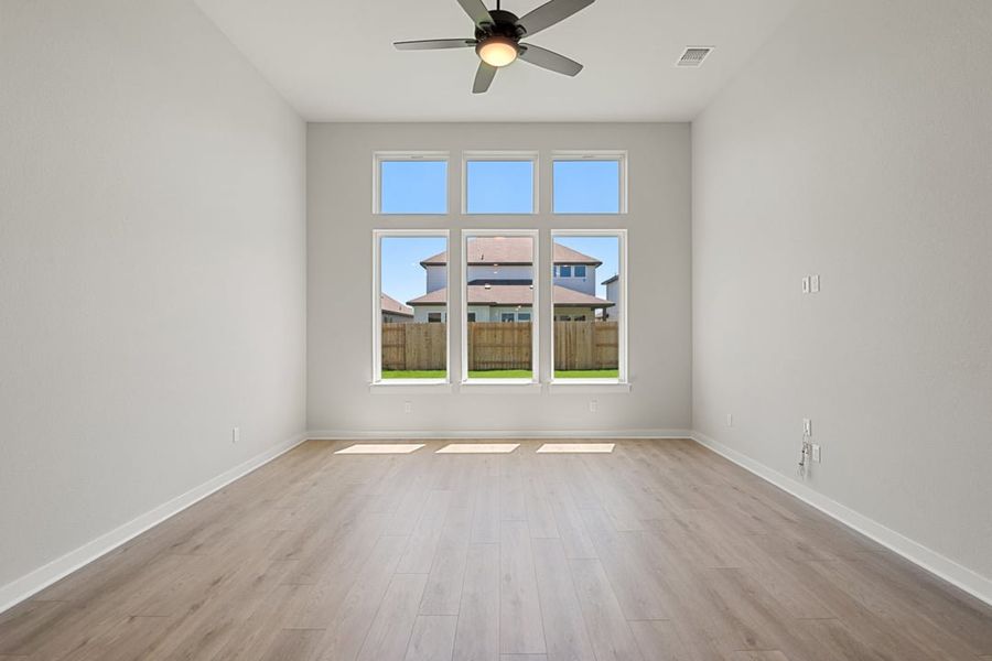 Spacious, unfurnished interior of a new home in Lagos Reserve, Manor (Image 30). Spacious, unfurnished interior of a new home in Lagos Reserve, Manor (Image 30).