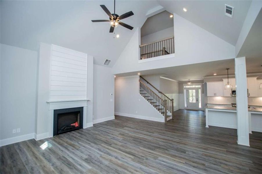 Image 89 of a home in .