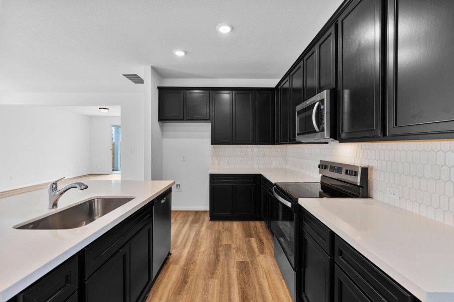Beautiful finishes in Light & Bright Kitchen