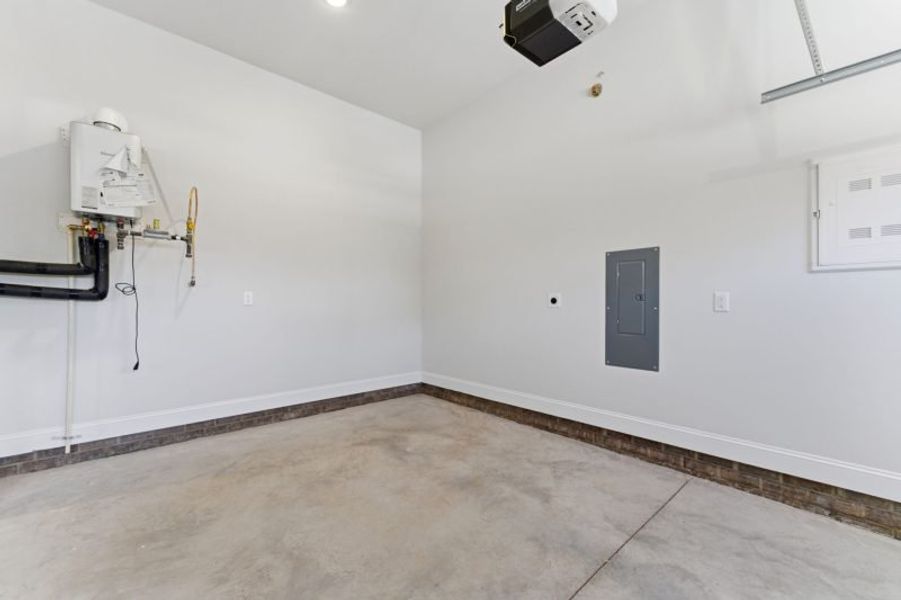 Representative unfurnished interior of a home built from the Hampton by Keystone Homes NC in Preserve at Carriage Cove, Oak Ridge (Image 120).