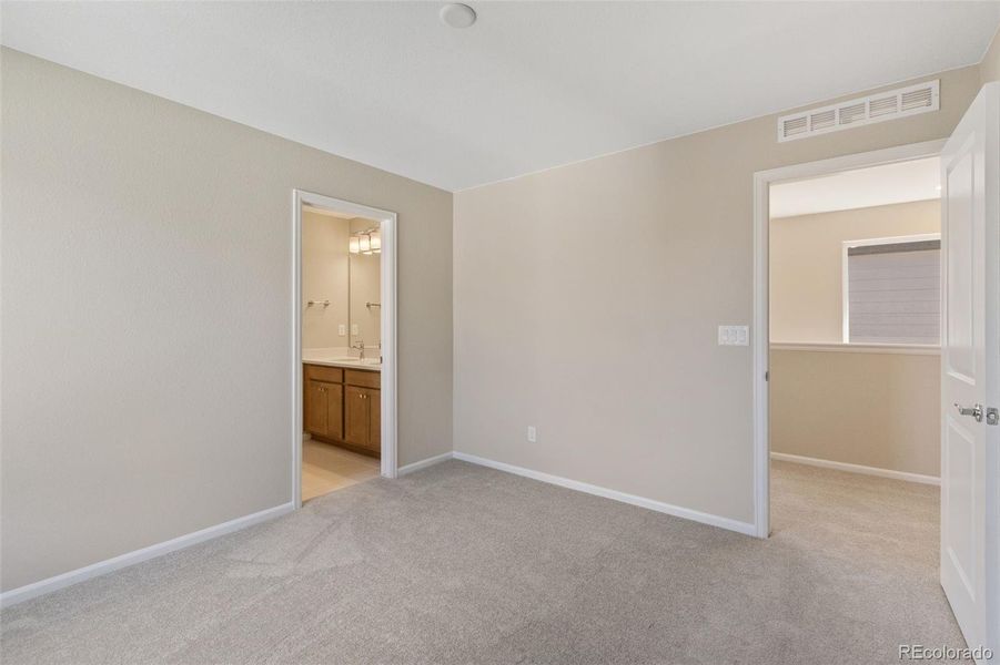 Spacious, unfurnished interior of a new home in Woodrose at Painted Prairie, Aurora (Image 27).