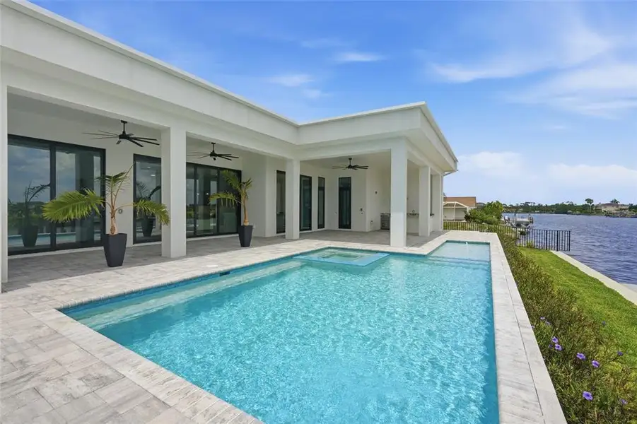 Exterior details and patio area of a home in , Cape Coral (Image 37).