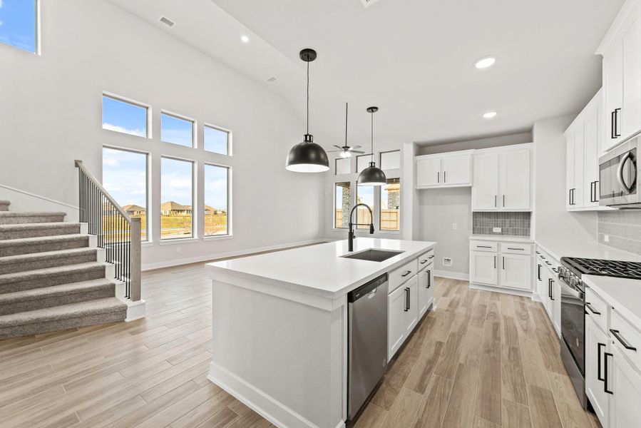 Representative image. Features, specifications, selections and colors may vary.