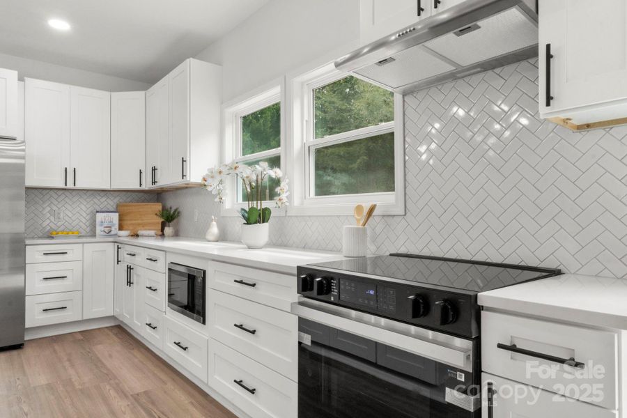 Furnished interior view inside a new home in , Dallas (Image 16). Furnished interior view inside a new home in , Dallas (Image 16).