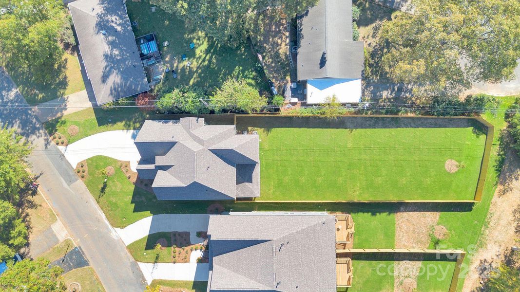 Image 36 of a home in . Image 36 of a home in .