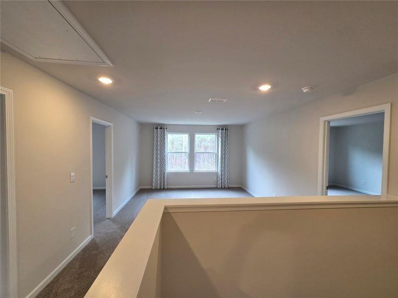 Spacious, unfurnished interior of a new home in , Dawsonville (Image 14).