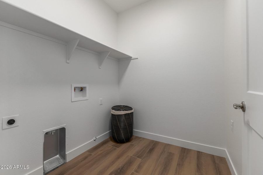 33 Sandstone Mountain