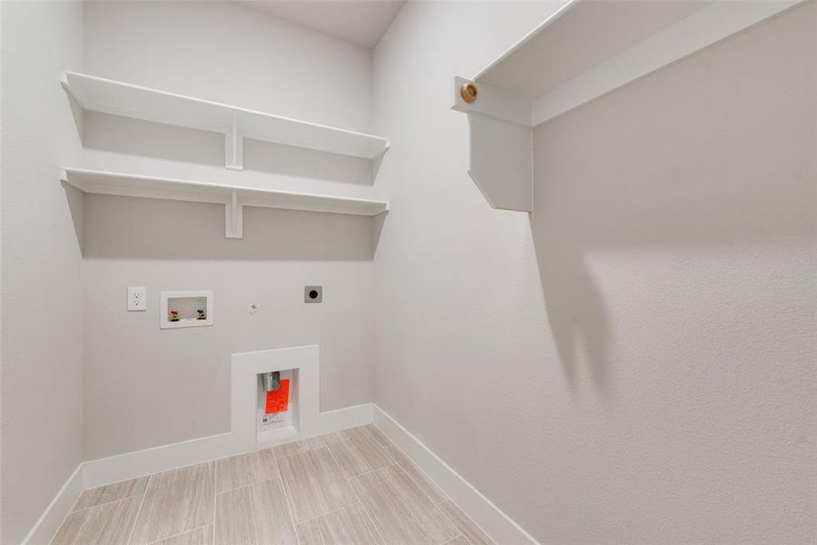 Image 33 of a home in . Image 33 of a home in .