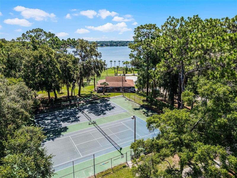 Community amenities in , Altamonte Springs (Image 65). Community amenities in , Altamonte Springs (Image 65).
