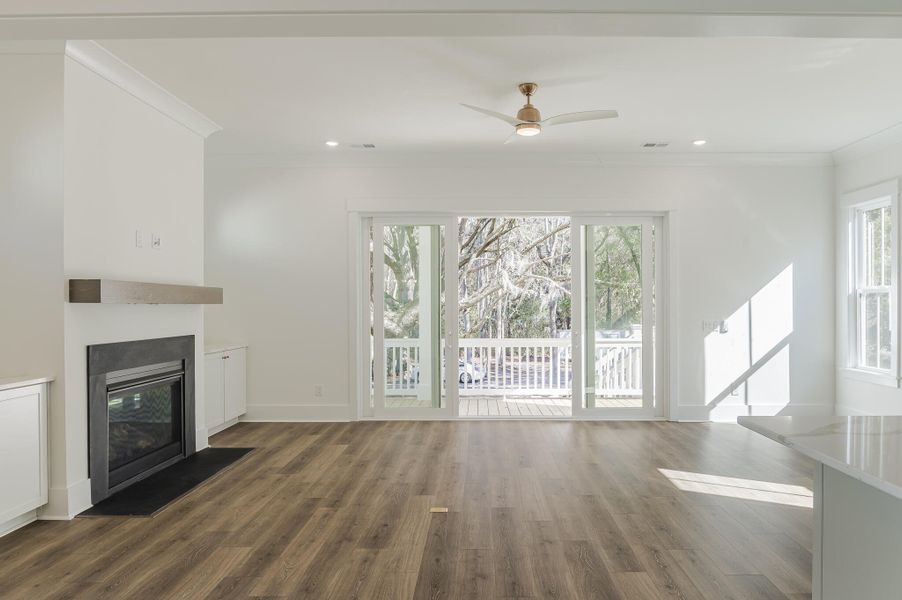 Spacious, unfurnished interior of a new home in Mount Pleasant Homes, Mount Pleasant (Image 19).