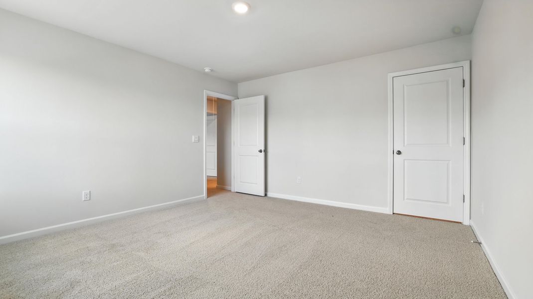 Spacious, unfurnished interior of a new home in Ravencrest, Roebuck (Image 31).