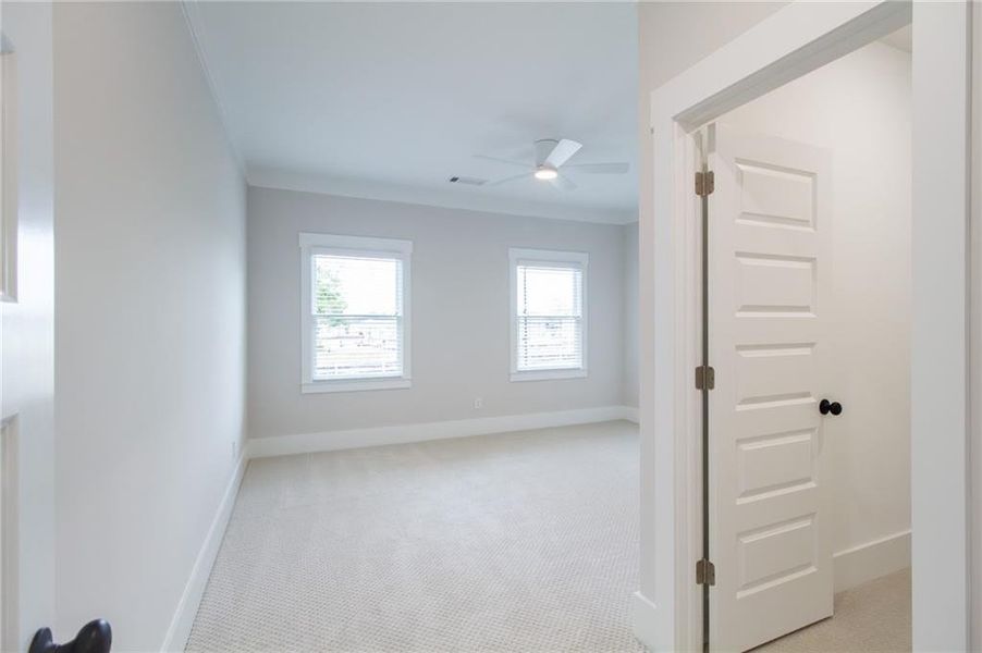 Spacious, unfurnished interior of a new home in , Atlanta (Image 22).