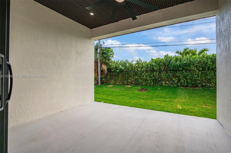 Exterior details and patio area of a home in , Fort Lauderdale (Image 23).