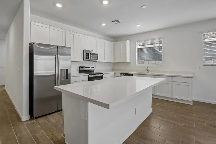 Representative images and renderings are for illustrative purposes. Actual structural options and design finishes of home may vary. Representative images and renderings are for illustrative purposes. Actual structural options and design finishes of home may vary.